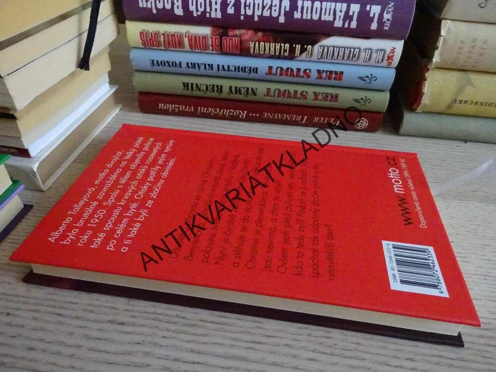 VRAŽDA NA VELKÝ PÁTEK, PŘÍPAD BÝVALÉ JEPTIŠKY, LEE HARRISOVÁ, **an