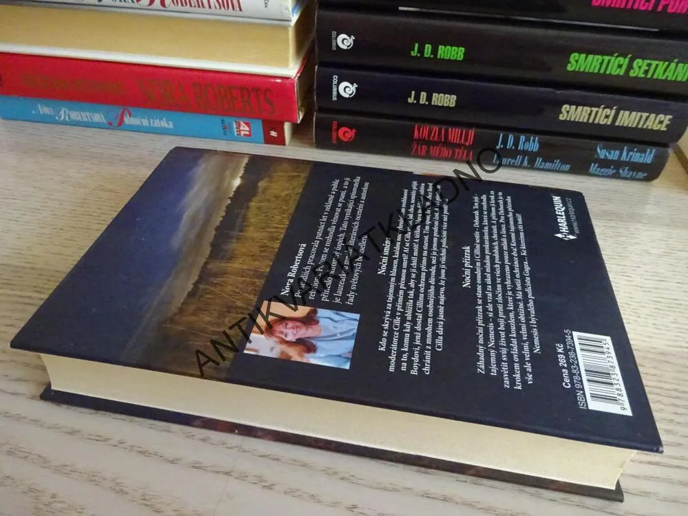 TEMNÉ NOCI, NORA ROBERTS, **an