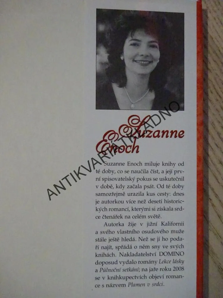 SKANDÁL, SUZANNE ENOCH, **an