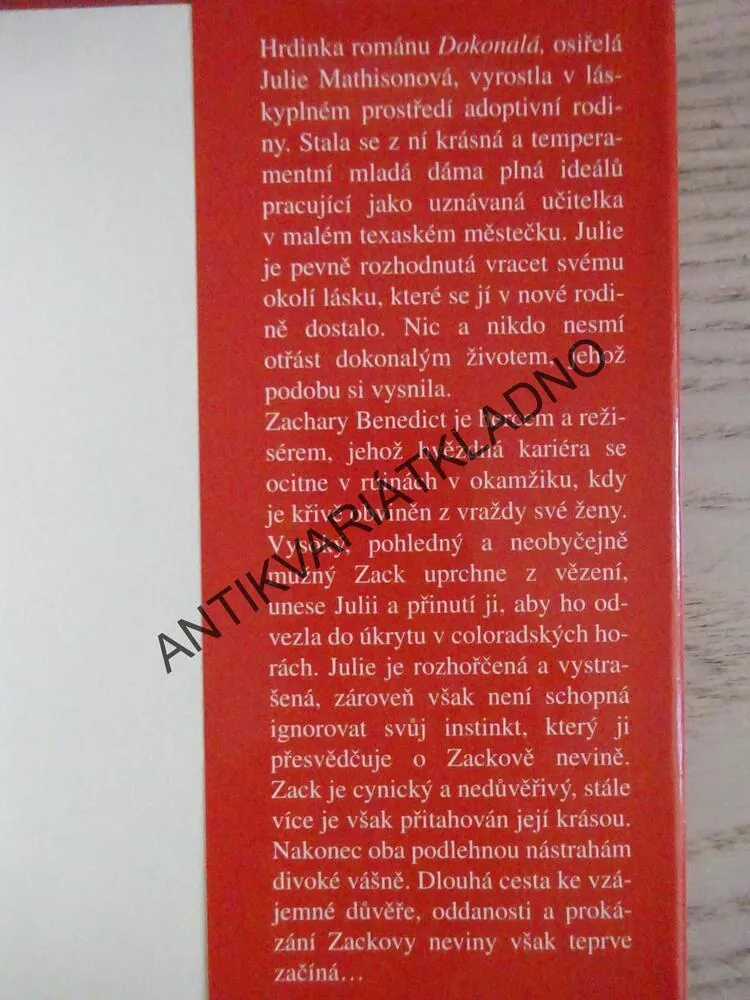 DOKONALÁ, JUDITH MCNAUGHT, **an