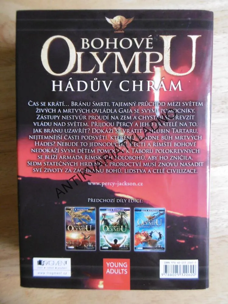 PERCY JACKSON, BOHOVÉ OLYMPU, RICK RIORDAN,