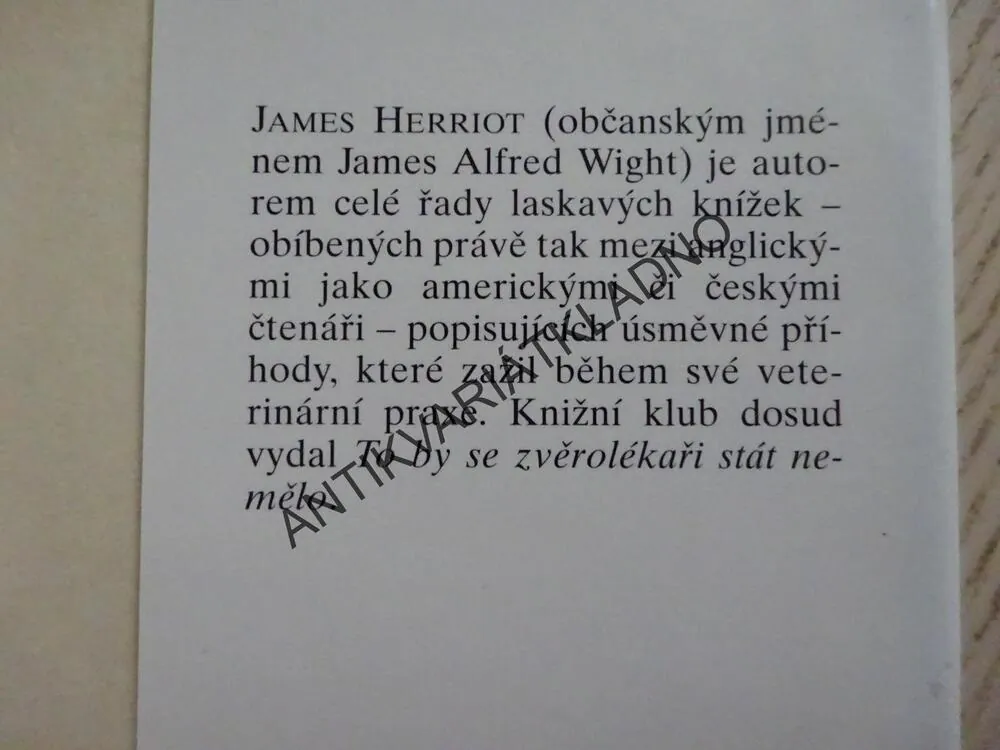 ZVĚROLÉKAŘ MEZI NEBEM A ZEMÍ, JAMES HERRIOT, **an