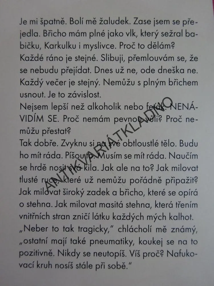 AŤ ŽIJÍ PADESÁTNICE, HANA HŘEBEJKOVÁ, **an