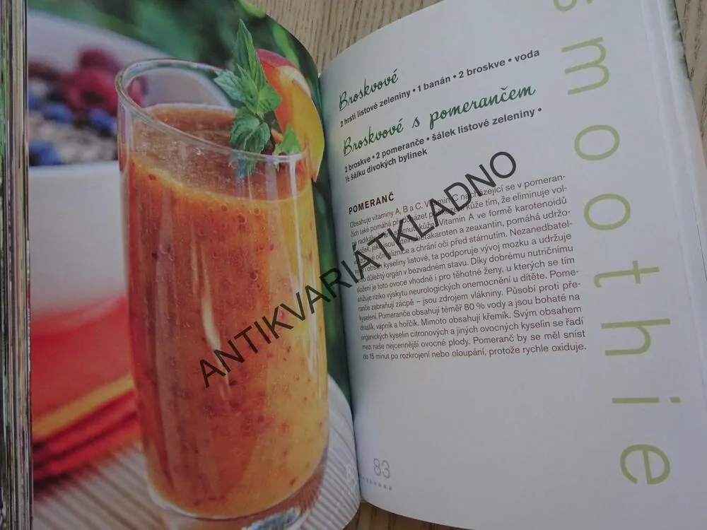 ZELENÁ SMOOTHIE, JANA BALONOVÁ, **an