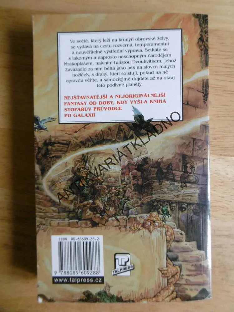 BARVA KOUZEL, ÚŽASNÁ ZEMĚPLOCHA, TERRY PRATCHETT