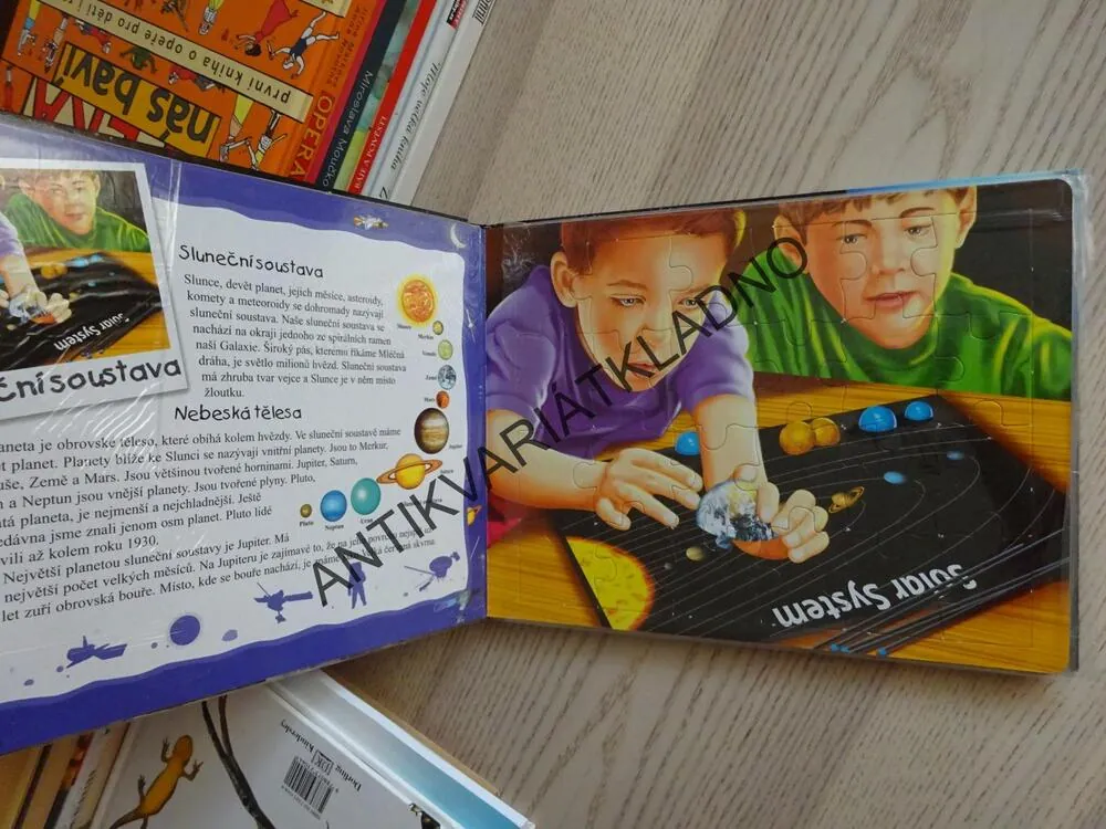 NÁDHERNÝ VESMÍR, SKLÁDAČKY, PUZZLE, **an