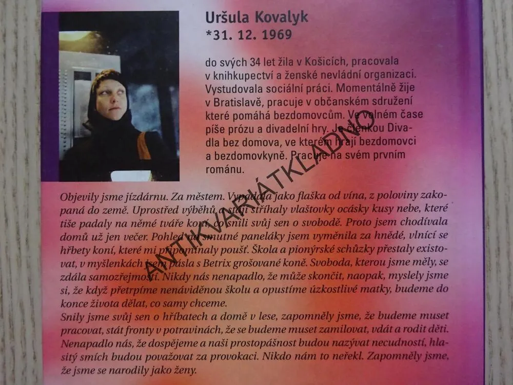 OBYČEJNÝ MRTVÝ OTEC, URŠULA KOVALYK, **an