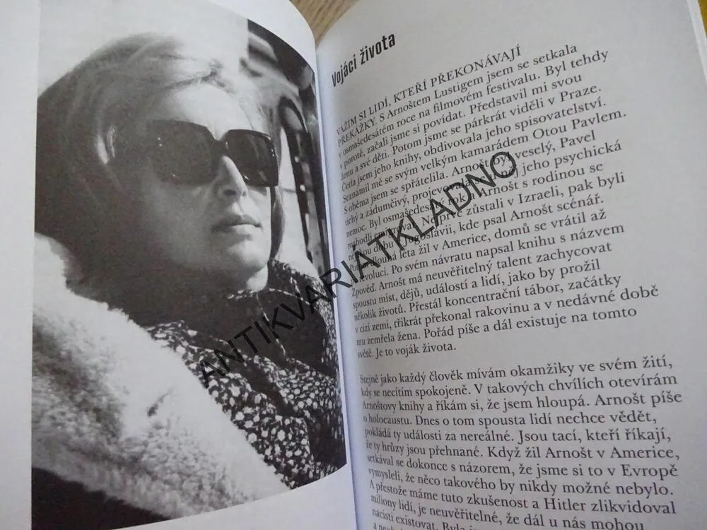 ŠTĚSTÍ TADY A TEĎ, KVĚTA FIALOVÁ, PAVLÍNA BRZÁKOVÁ, **an