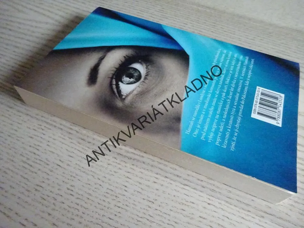 IMÁMOVA DCERA, HANNAH SHAH, **an