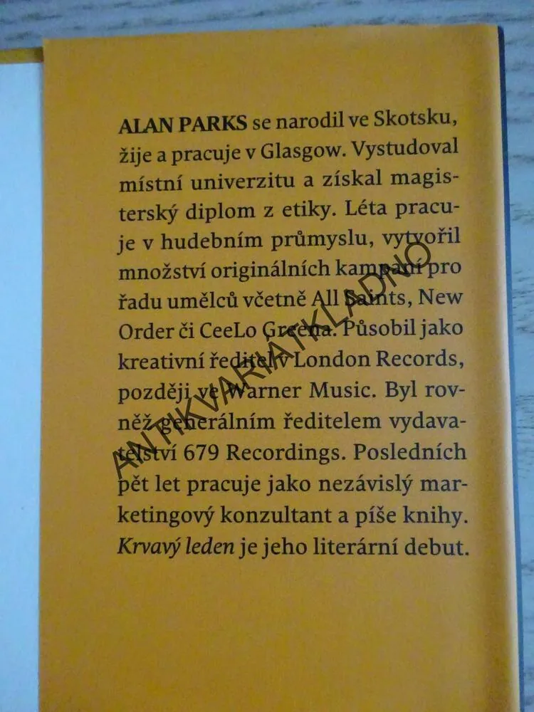 KRVAVÝ LEDEN, ALAN PARKS, **an