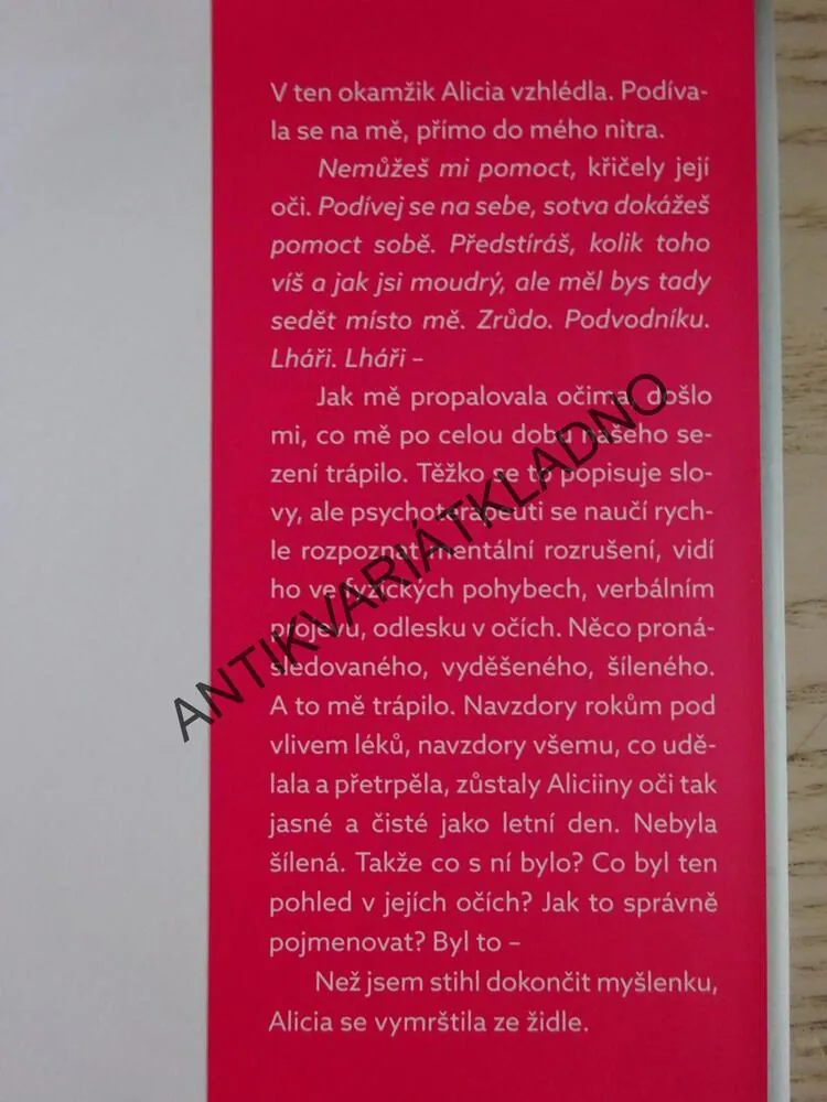 MLČÍCÍ PACIENTKA, ALEX MICHAELIDES, **an