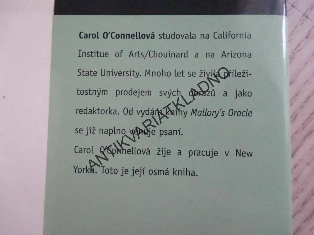 POROTA MUSÍ ZEMŘÍT, CAROL O´CONNELLOVÁ, **an