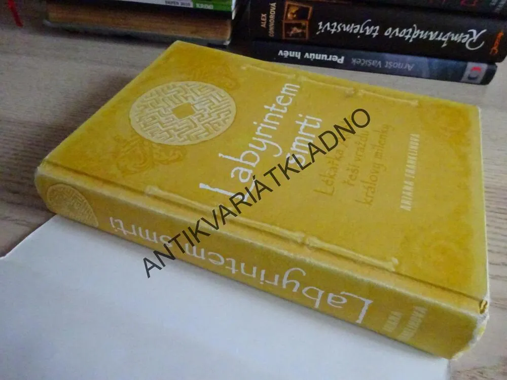 LABYRINTEM SMRTI, ARIANA FRANKLINOVÁ, **an