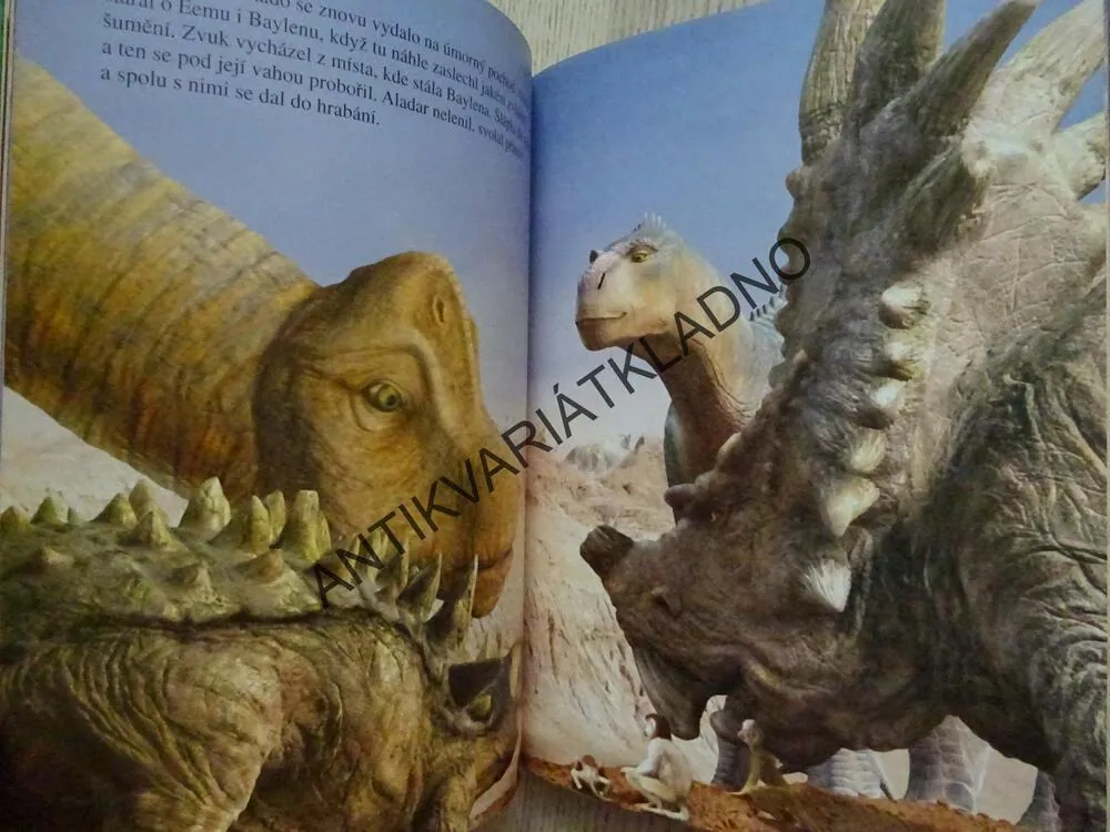 DINOSAURUS, WALT DISNEY, **an