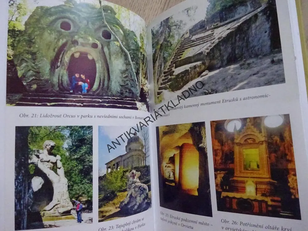 POHŘBENÁ TAJEMSTVÍ, REINHARD HABECK, **an