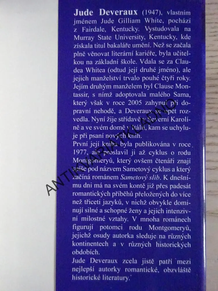 SAMETOVÁ PÍSEŇ, JUDE DEVERAUX, **an