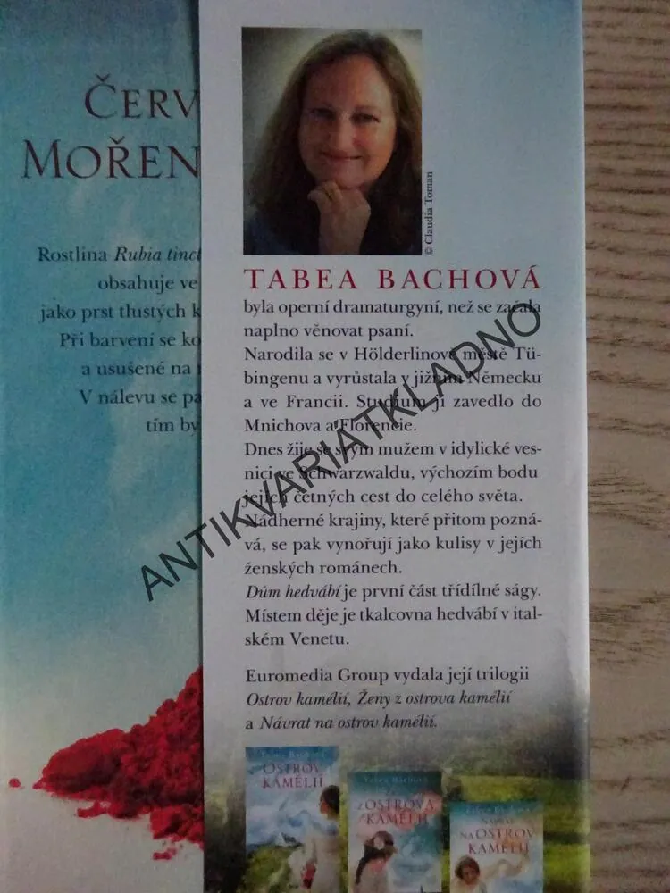 DŮM HEDVÁBÍ, TABEA BACHOVÁ, **an