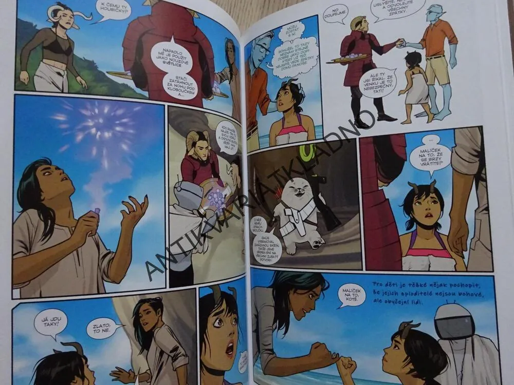 SÁGA, BRIAN K. VAUGHAN, FIONA STAPLES, **an