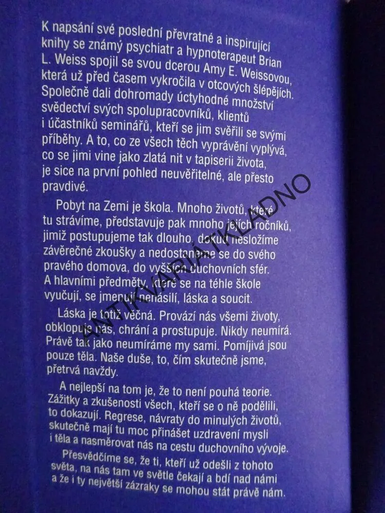 ZÁZRAKY SE DĚJÍ, BRIAN L. WEISS, **an
