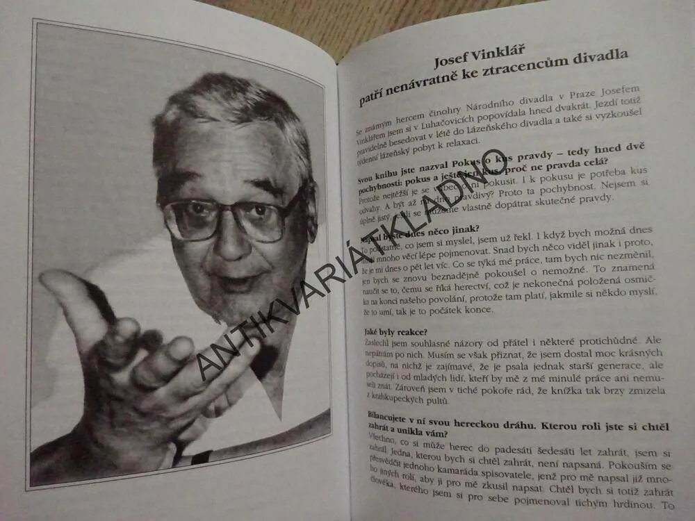 ROZHOVORY NA KOLONÁDĚ, MARTA KAZÁNKOVÁ, **an