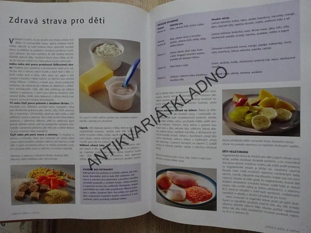 DÍTĚ A VY, KIM DAVIESOVÁ, **an