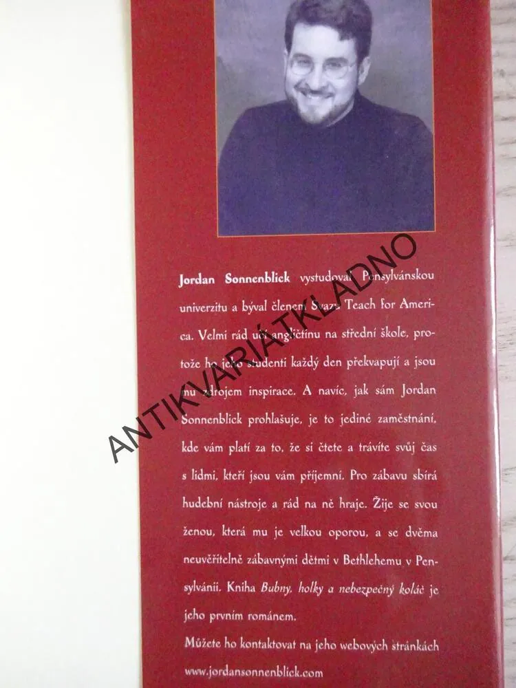 BUBNY, HOLKY A NEBEZPEČNÝ KOLÁČ, JORDAN SONNENBLICK, **an