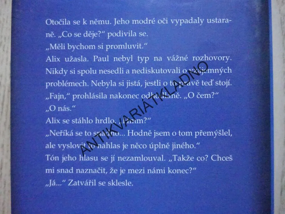 NÁHLE SAMA, SHEILA O´FLANAGANOVÁ, **an