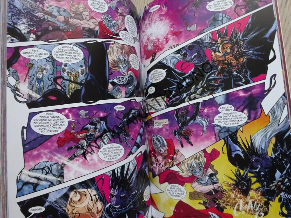 VÁLKA ŘÍŠÍ, KOMIKS MARVEL, **an