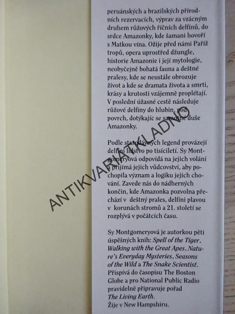 TANEC AMAZONSKÝCH DELFÍNŮ, SY MONTGOMERYOVÁ, **an