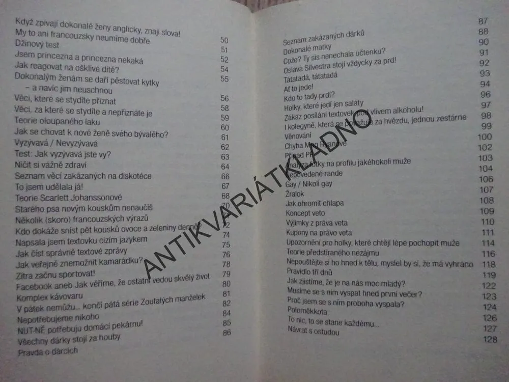 DOKONALÁ ŽENA JE BLBKA!, MARIE GIRARDOVÁ, ANNE GIRARDOVÁ, **an