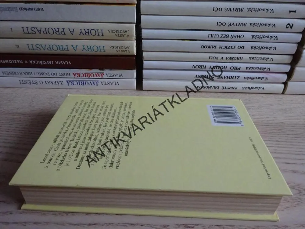 PŘEDURČENÍ, VLASTA JAVOŘICKÁ, **an