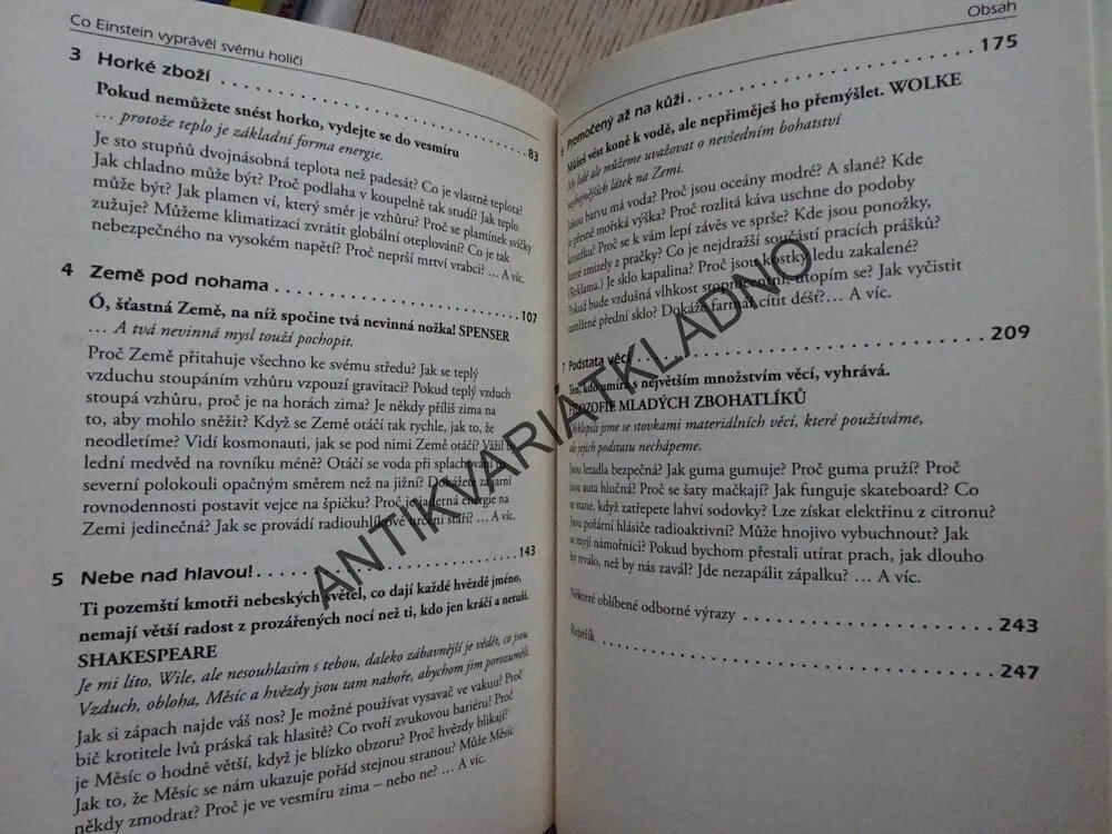 CO EINSTEIN VYPRÁVĚL SVÉMU HOLIČI, ROBERT L. WOLKE, **an