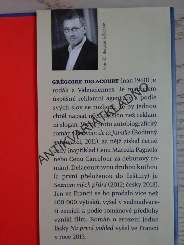 NA PRVNÍ POHLED, GRÉGOIRE DELACOURT, **an