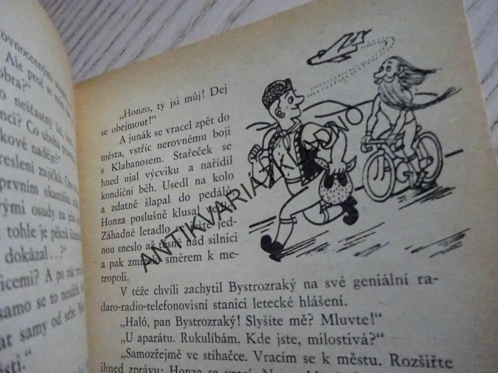 KOUZELNÉ RUKAVICE, JAROSLAV ŽÁK, **an