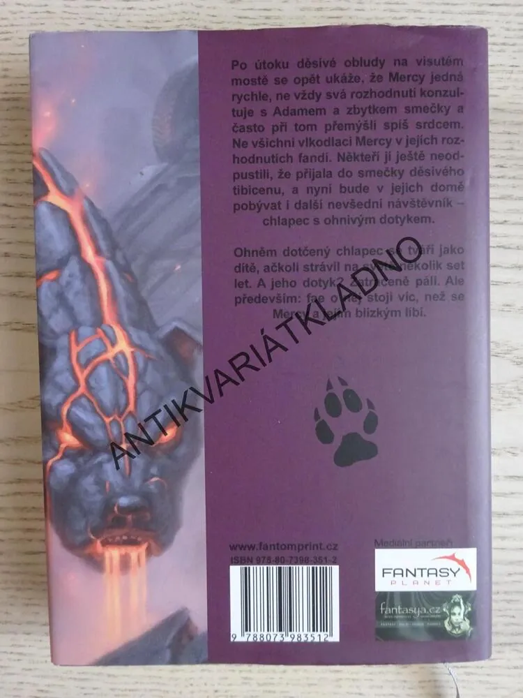 OHNIVÝ DOTYK, PATRICIA BRIGGS, **an