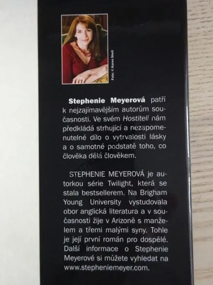 HOSTITEL, STEPHENIE MEYEROVÁ,, **an