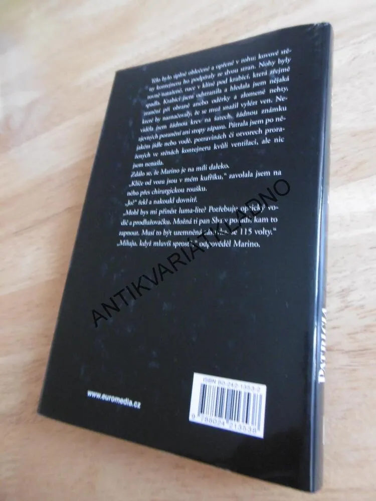 ČERNÝ OBĚŽNÍK, PATRICIA CORNWELLOVÁ, **an
