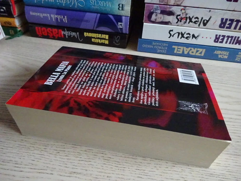 BELLA MAFIA, LYNDA LA PLANTE, **an
