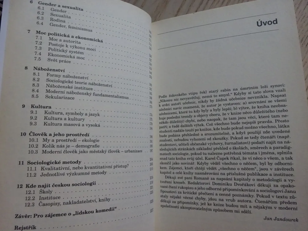 ÚVOD DO SOCIOLOGIE, JAN JANDOUREK, **an