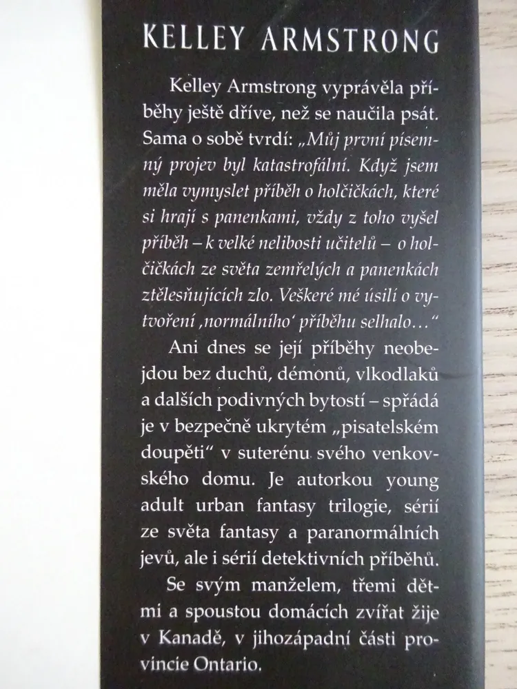 PROBOUZENÍ, NEJTEMNĚJŠÍ SÍLY, KELLEY ARMSTRONG, **an
