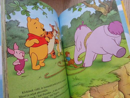 SLONISKO A MEDVÍDEK PÚ, WALT DISNEY, **an