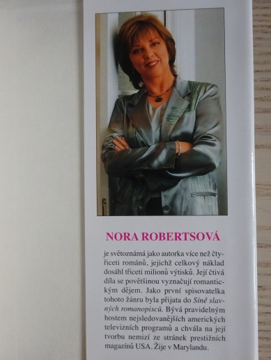 ÚTES, NORA ROBERTSOVÁ, **an