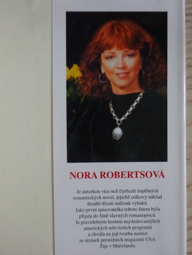 PAST NA DOBRODRUHA, NORA ROBERTS, **an