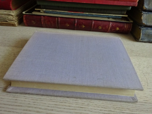 ZÁHADA RUDÉHO KRUHU, EDGAR WALLACE, **an
