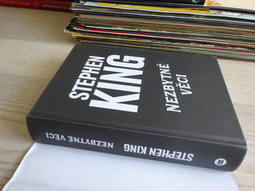 NEZBYTNÉ VĚCI, STEPHEN KING, **an