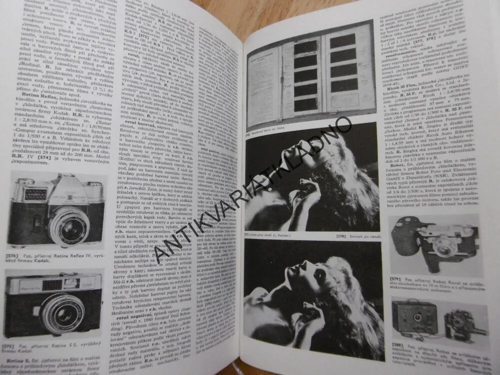 OBOROVÉ ENCYKLOPEDIE, PRAKTICKÁ FOTOGRAFIE