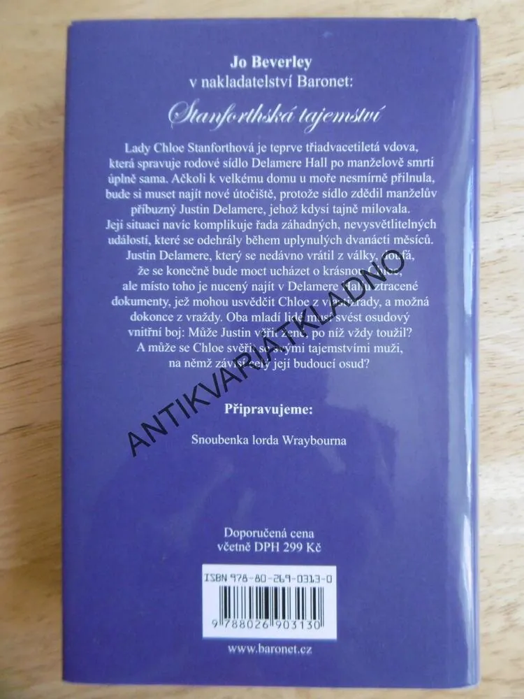 STANFORTHSKÁ TAJEMSTVÍ, JO BEVERLEY