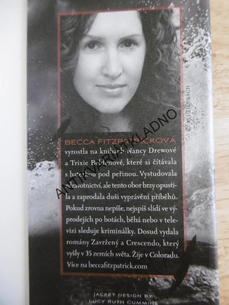 TICHO, BECCA FITZPATRICKOVÁ