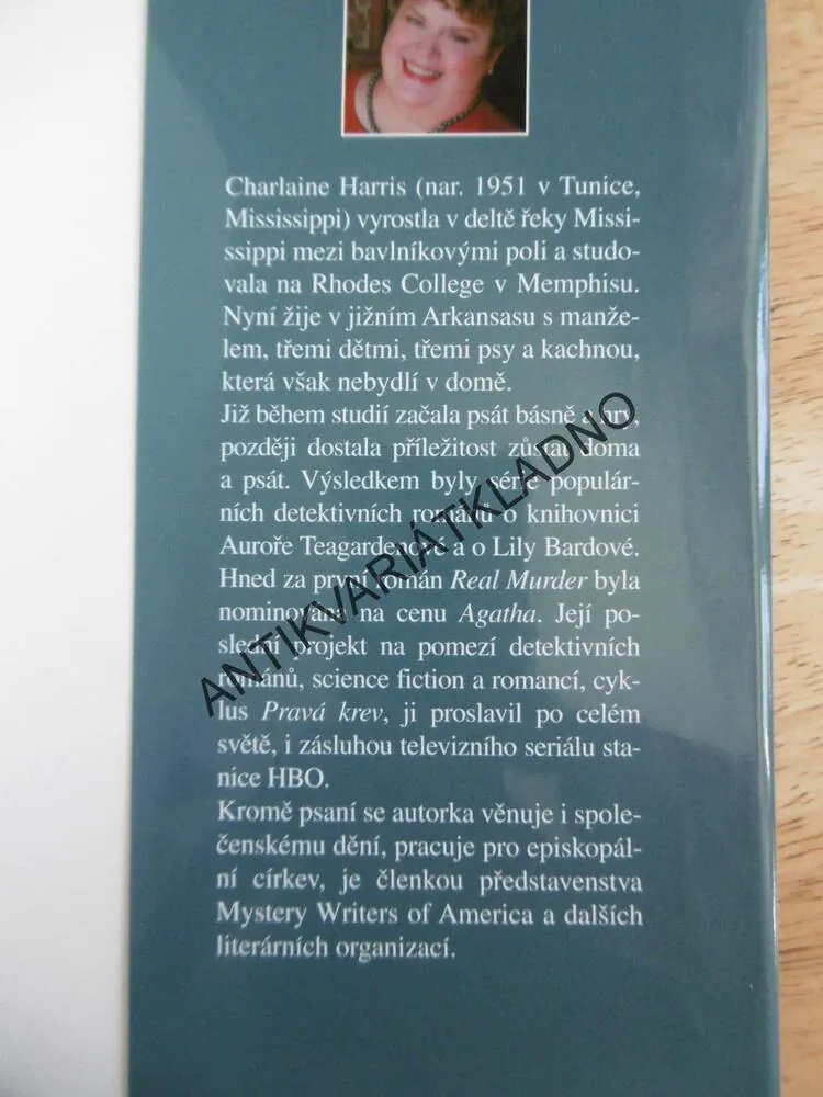 MRÁZ ZE ZÁHROBÍ, CHARLAINE HARRIS,