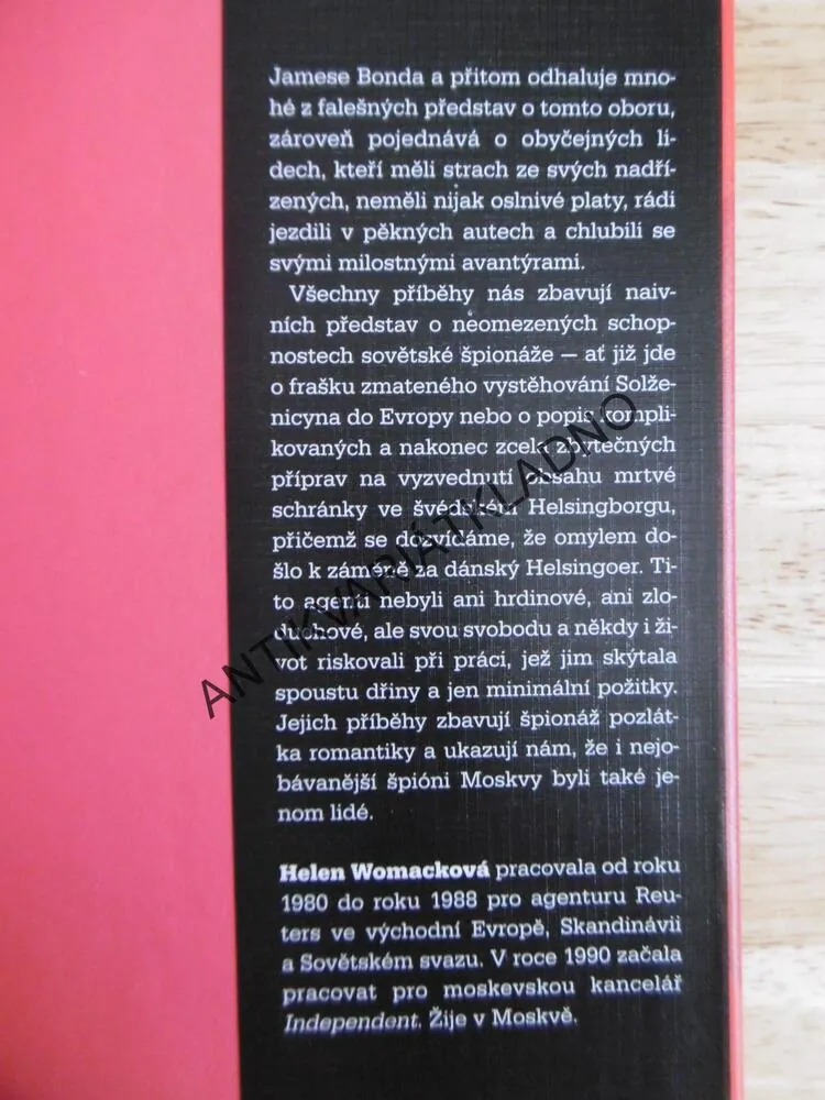 ŠPIONI KGB, HELEN WOMACK